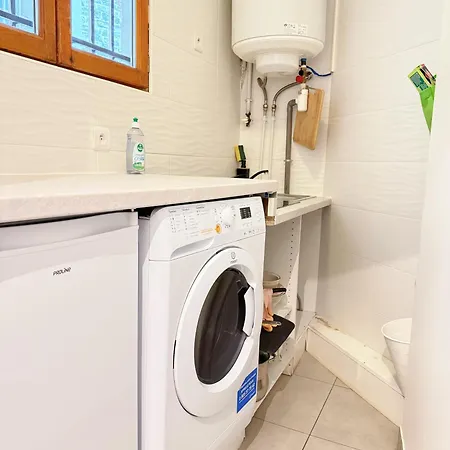 Exquisite Near Jean Moulin Museum Couche Apartment