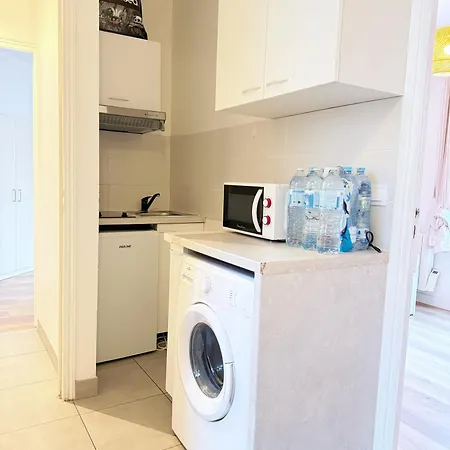 Apartment Exquisite Near Jean Moulin Museum Couche Paris