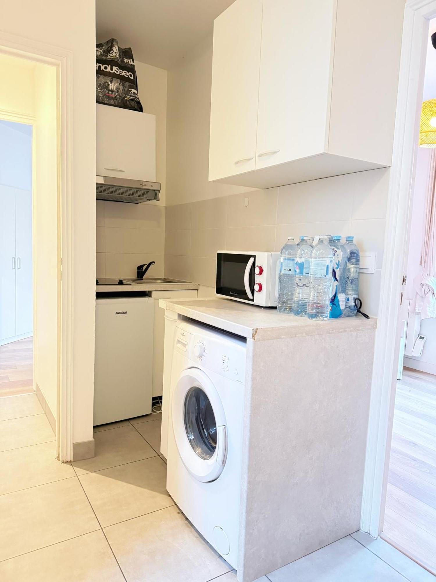 Apartment Exquisite Near Jean Moulin Museum Couche Paris